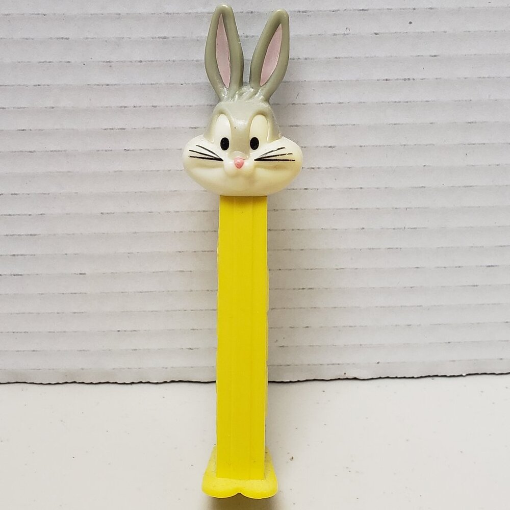Pez Dispenser Bugs Bunny